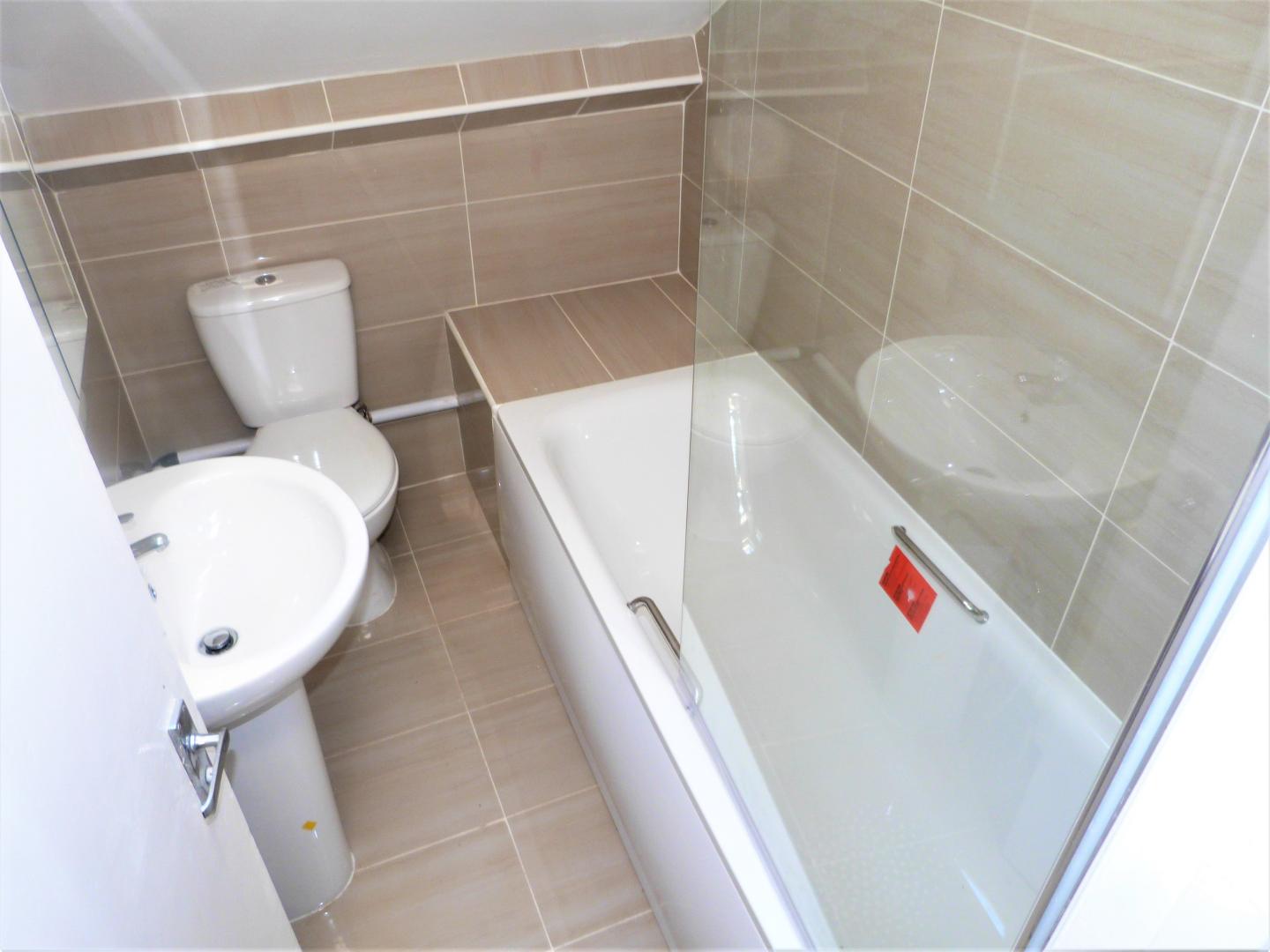 			Newly Refurbished, 2 Bedroom, 1 bath, 1 reception Flat			 Burnley Road, DOLLIS HILL